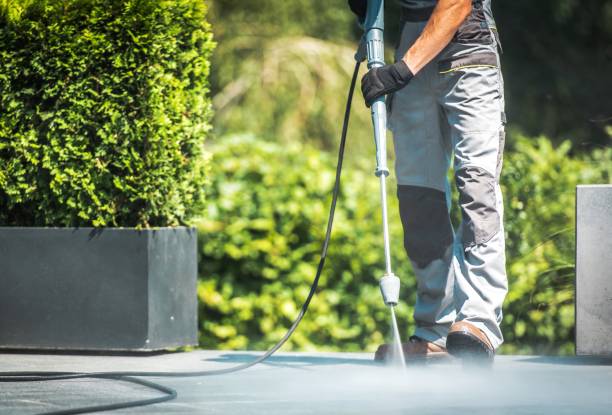 Best Sign and Awning Cleaning  in Holyoke, MA